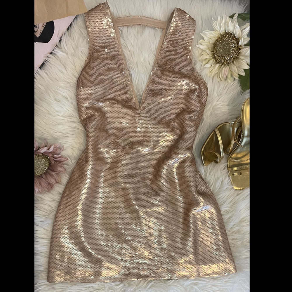 Forever 21 sequence mini dress
